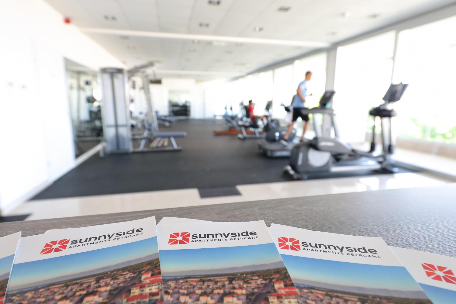 Sunnyside Apartments Resort Petrcane Buitenkant foto