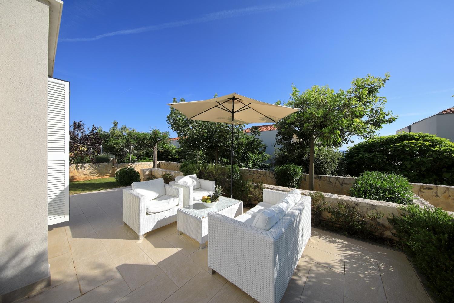 Sunnyside Apartments Resort Petrcane Buitenkant foto