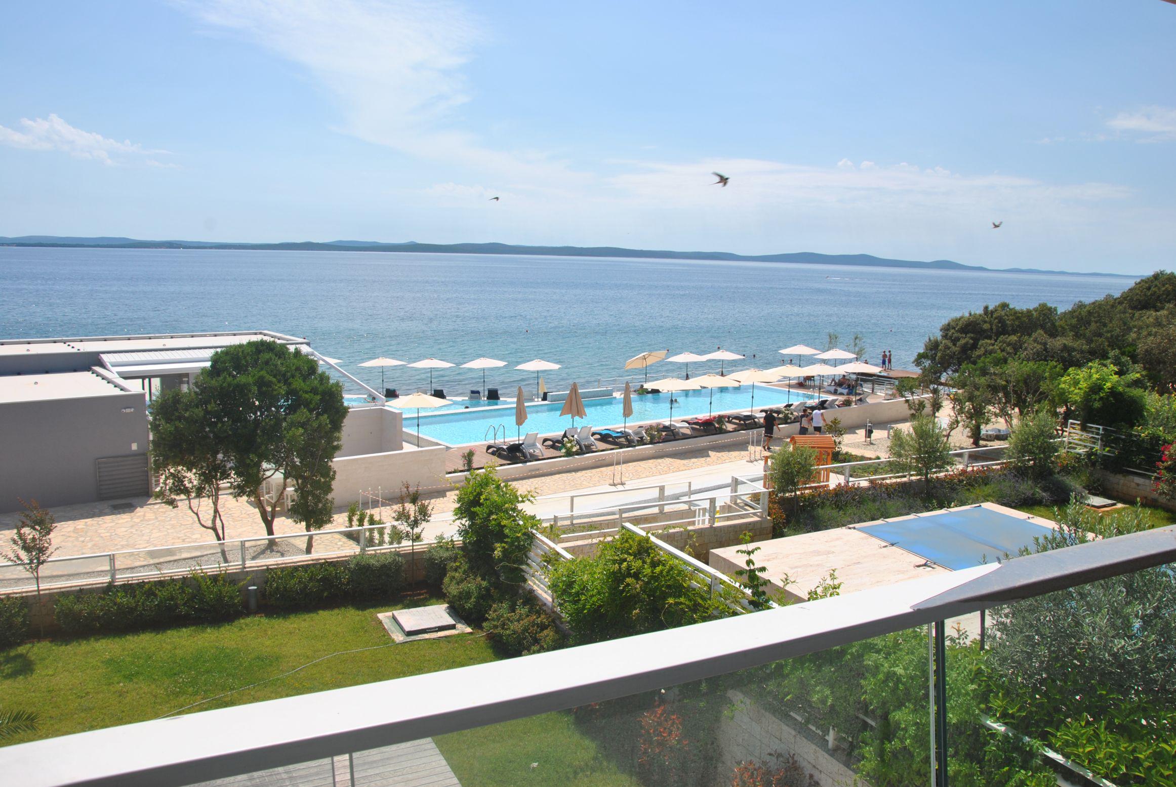 Sunnyside Apartments Resort Petrcane Buitenkant foto