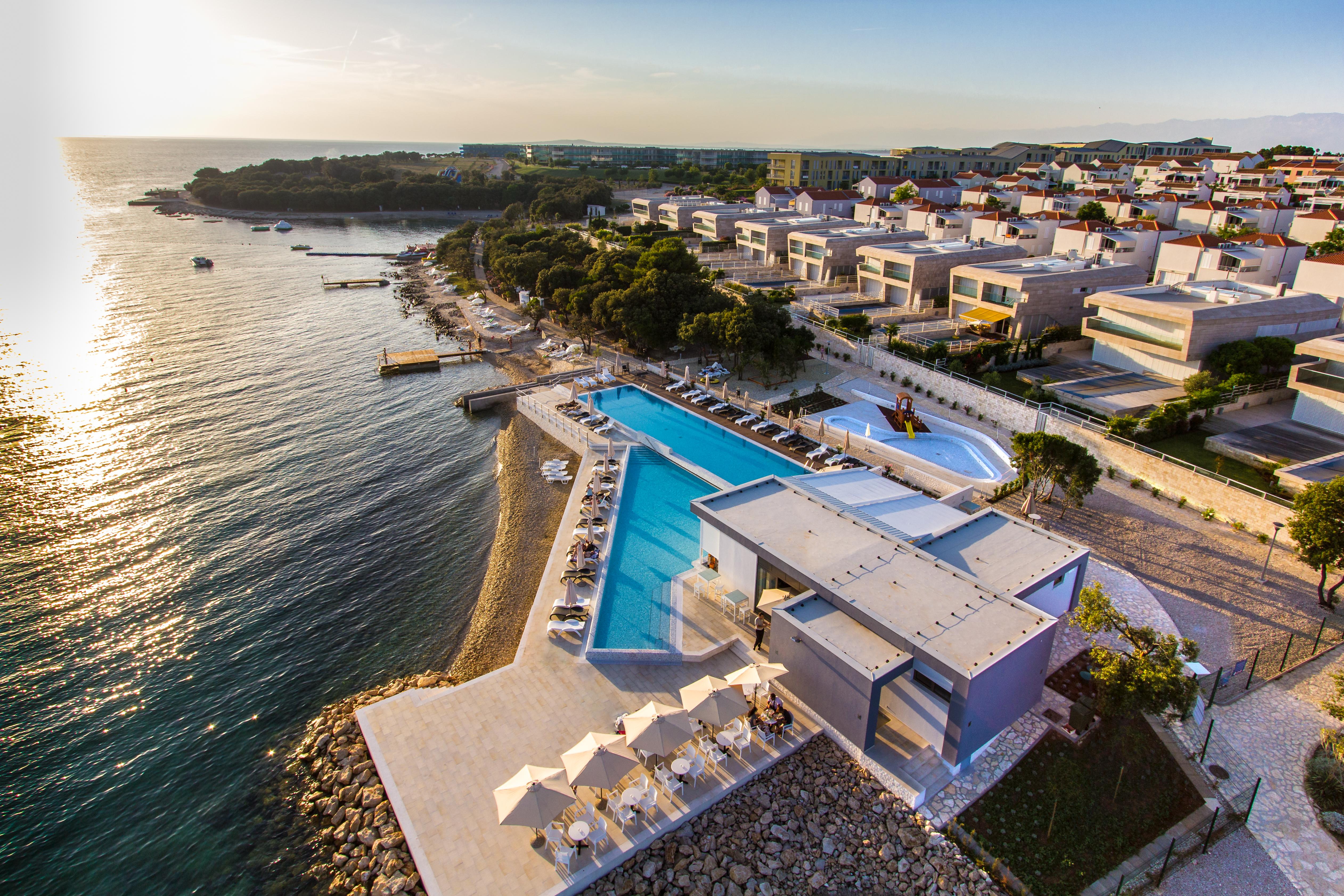 Sunnyside Apartments Resort Petrcane Buitenkant foto