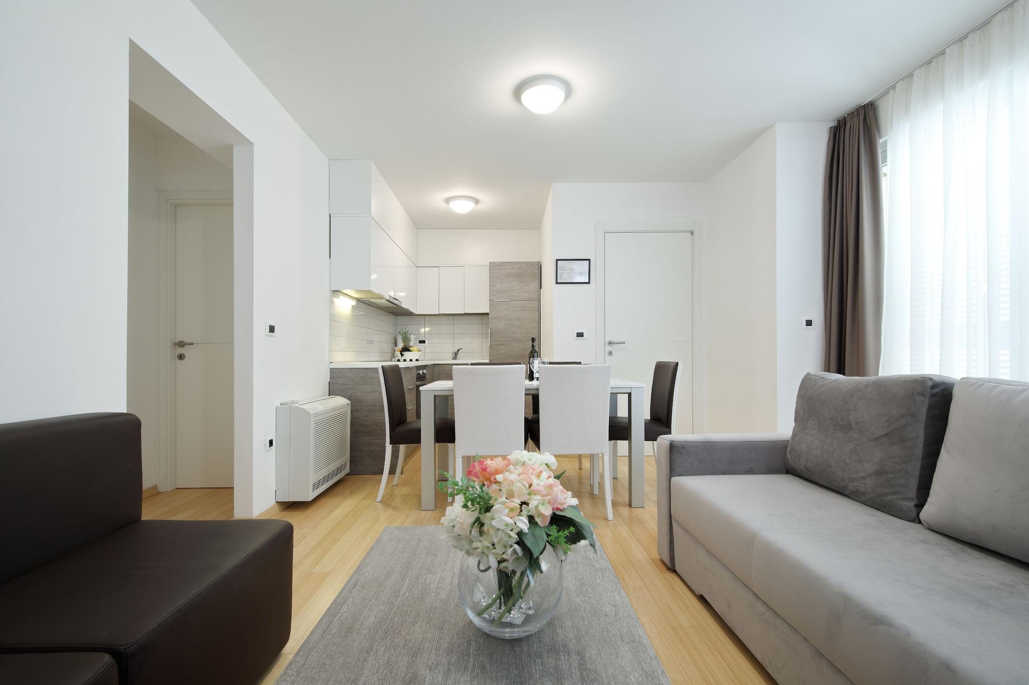Sunnyside Apartments Resort Petrcane Buitenkant foto