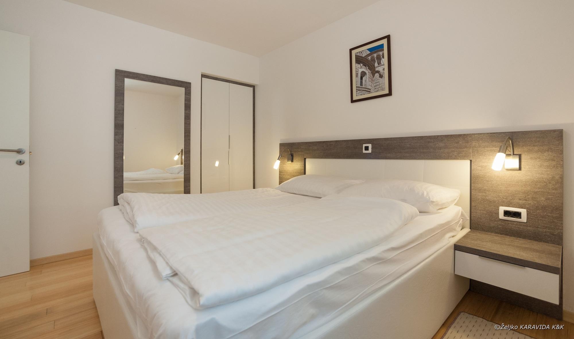 Sunnyside Apartments Resort Petrcane Buitenkant foto