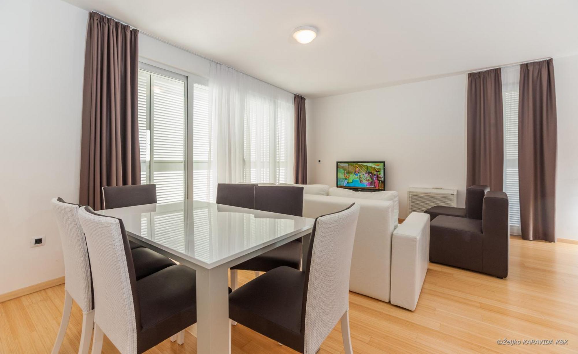 Sunnyside Apartments Resort Petrcane Buitenkant foto